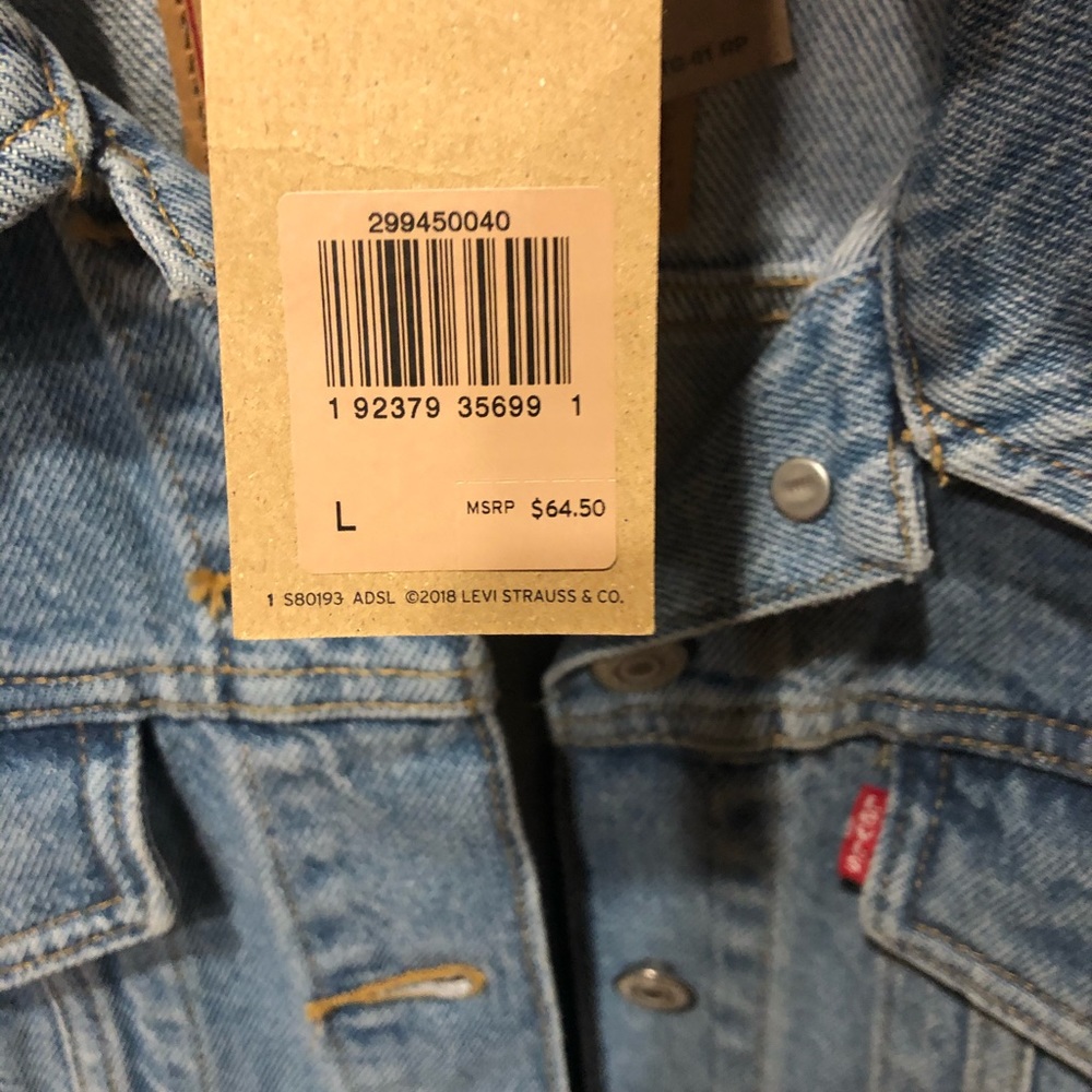 Jacket - Picture 3 of 4